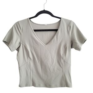 Lululemon Nulu Tee Women Medium Sage Green Cropped Athletic Shirt Workout Top